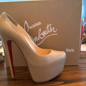 Christian Louboutin Daffodile